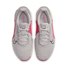 Load image into Gallery viewer, W Nike Metcon 9 Grey & Pink