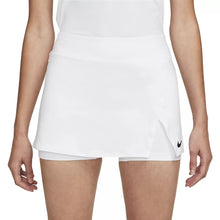 Load image into Gallery viewer, NikeCourt Dri-FIT Victory Women's Tennis Skirt (White)