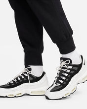 Load image into Gallery viewer, Nike Club Knit Jogger