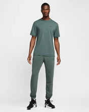Load image into Gallery viewer, Nike Hyverse Men's Dri-FIT UV Short-sleeve (Green)