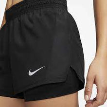 Load image into Gallery viewer, Nike 10K Women's 2-in-1 Running Shorts (Blk)