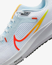Load image into Gallery viewer, Women's Nike Air Zoom Pegasus 40 (White/Blue)