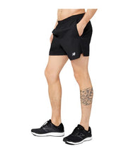 Load image into Gallery viewer, Men's NB Accelerate 5 Inch Short (Black)