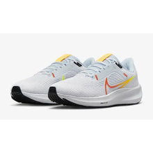Load image into Gallery viewer, Women's Nike Air Zoom Pegasus 40 (White/Blue)