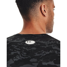Load image into Gallery viewer, Men's HeatGear Armour Camo Short Sleeve Blk
