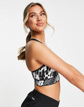Load image into Gallery viewer, New Balance Pace Bra Printed 3.0
