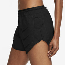 Load image into Gallery viewer, Nike Women's Tempo Luxe Run Division 2-in-1 Running Shorts