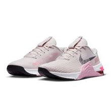 Load image into Gallery viewer, W Nike Metcon 8 (Barely Rose/Pink Rise)