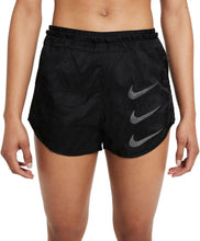 Load image into Gallery viewer, Nike Women's Tempo Luxe Run Division 2-in-1 Running Shorts