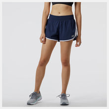 Load image into Gallery viewer, Women's NB Accelerate 2.5 inch Short