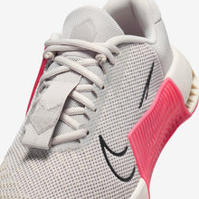 Load image into Gallery viewer, Women&#39;s Nike Metcon 9 (Grey &amp; Pink)