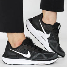 Load image into Gallery viewer, Women&#39;s Nike Air Zoom Structure 25