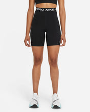 Load image into Gallery viewer, Nike Pro 365 Women&#39;s High-Waisted 7in Short