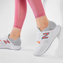 Load image into Gallery viewer, Women&#39;s Fresh Foam Roav Running Shoe