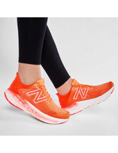 Load image into Gallery viewer, New Balance Women&#39;s 1080v11
